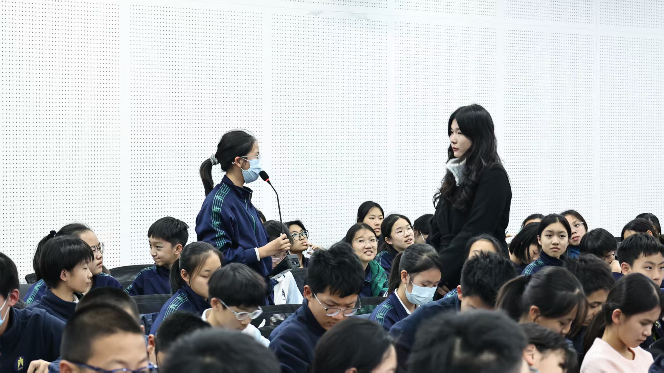 1764850783969097154.jpg 1764850783969097154.jpg